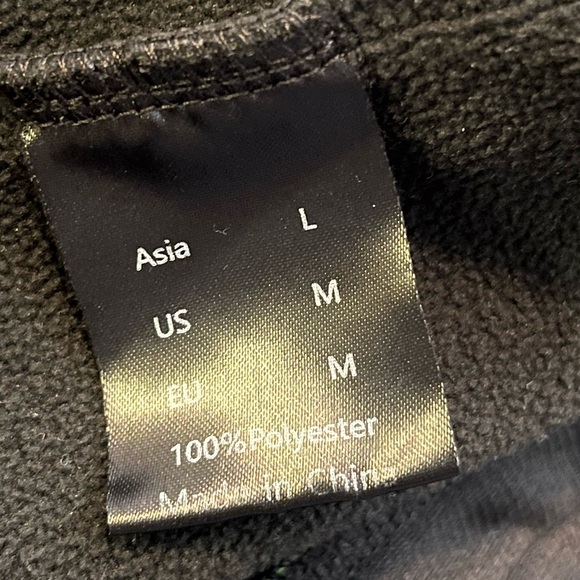 Reflective Cycling Jacket - Picture 4 of 4